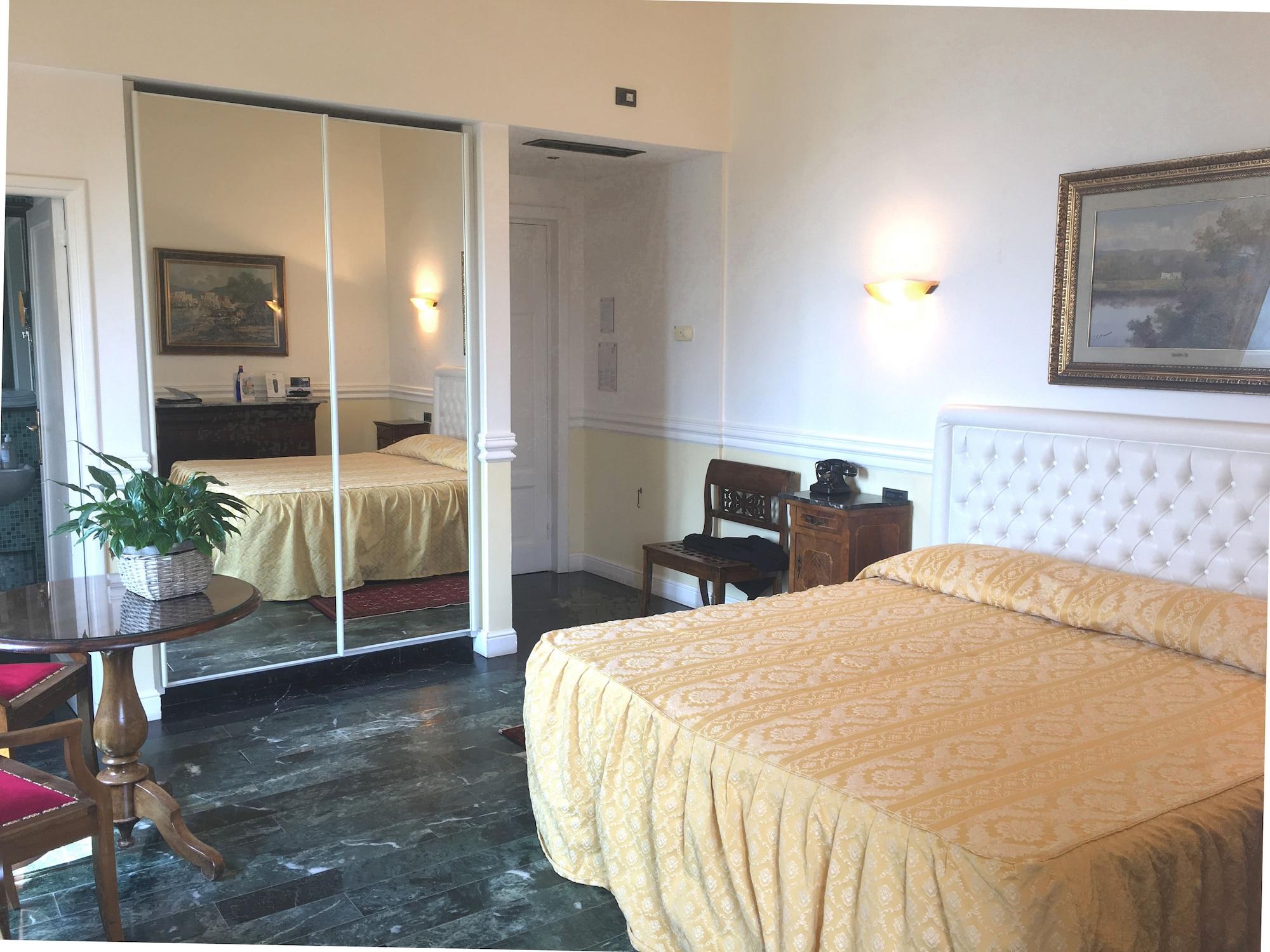 אלגהרו Villa Las Tronas Hotel & Spa מראה חיצוני תמונה